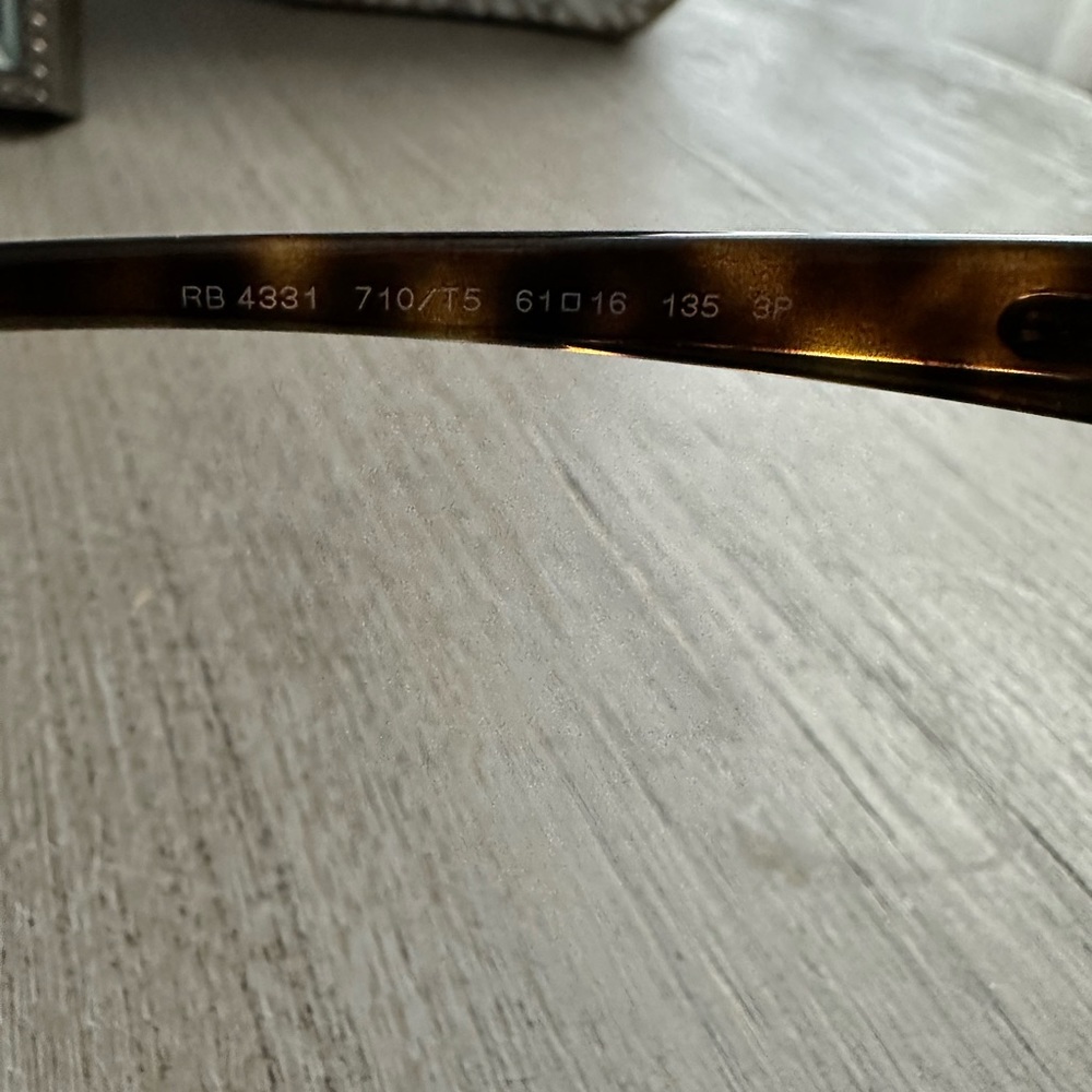 Ray-ban sunglasses - Picture 3 of 6
